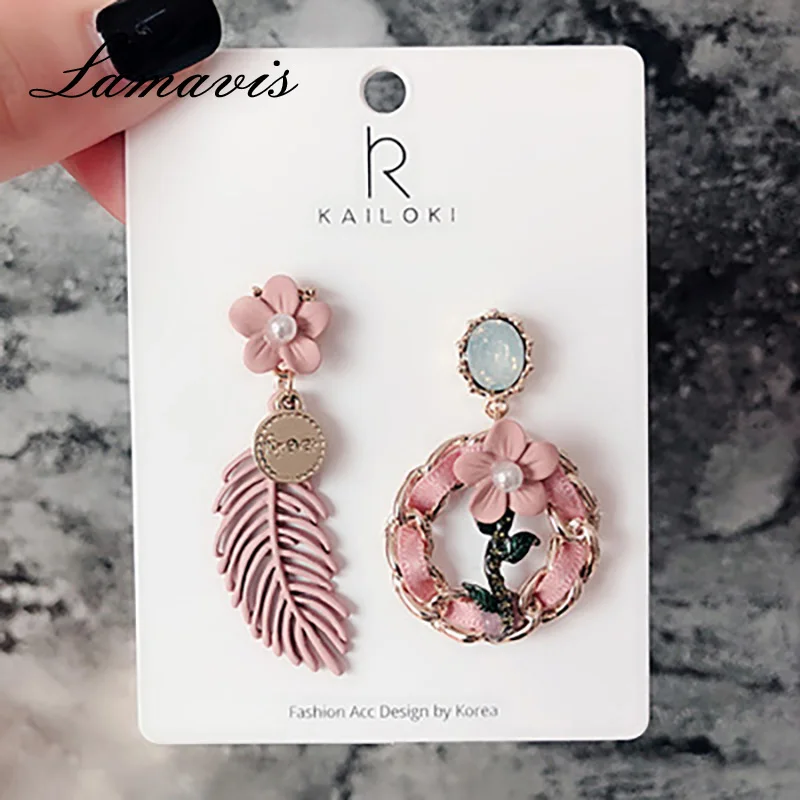 Женские универсальные ассиметричные серьги в стиле ретро длинные с листьями и