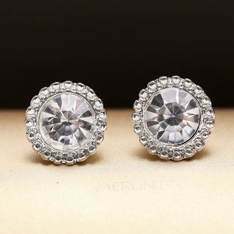 

YVV119 Simple temperament diamond alloy earrings