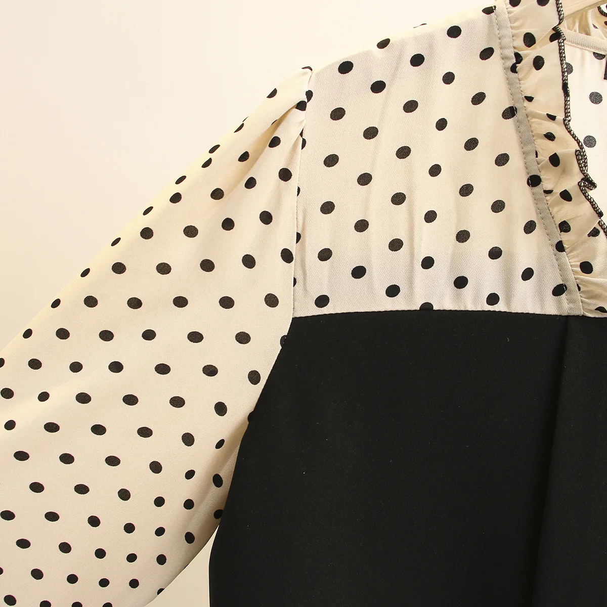 

Summer 2021 Women Shirt Plus Size Fashion Casual Clothes Female Tops Polka Dot Ruffle Collar Long Sleeve Chaqueta De Mujeres