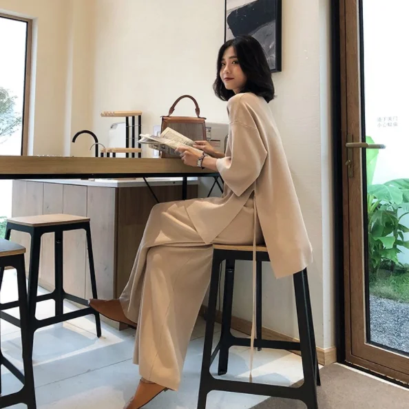 Вязаный свитер брючный костюм для Женский из двух предметов вязаный пуловер с v