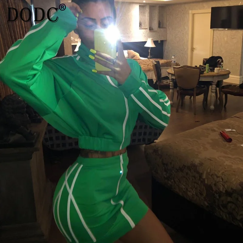 Полосатые спортивные женские костюмы комплекты для женщин на осень и зиму