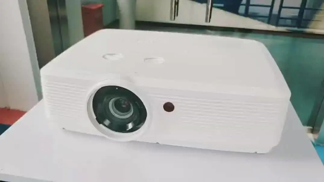 

7000 Ansi Lumens WXGA 1280*800 LCD projector projector 7000 lumens
