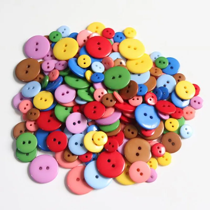 

100Pcs Shirt Buttons 2 Holes Buttons DIY Scrapbooking Kid's Garment Dolls Sewing Accessories Craft Decoration Black White Button
