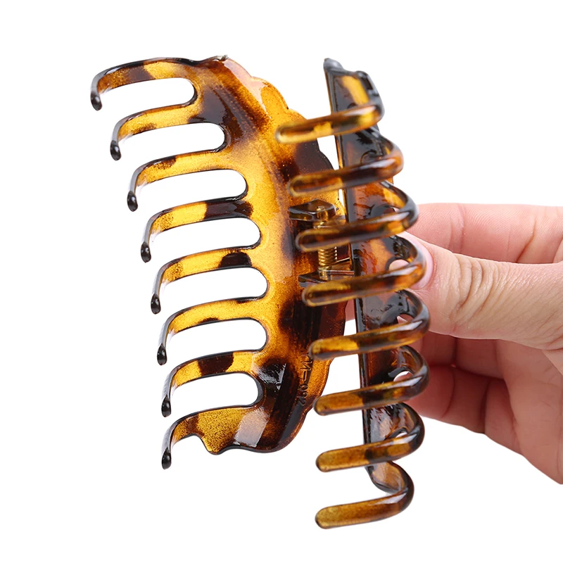 

Korean Acrylic Women Hair Claws Hair Crab Clamps Simple Fashion Female Hair Clips Retro Make up Hairdress Hair Styling Tool