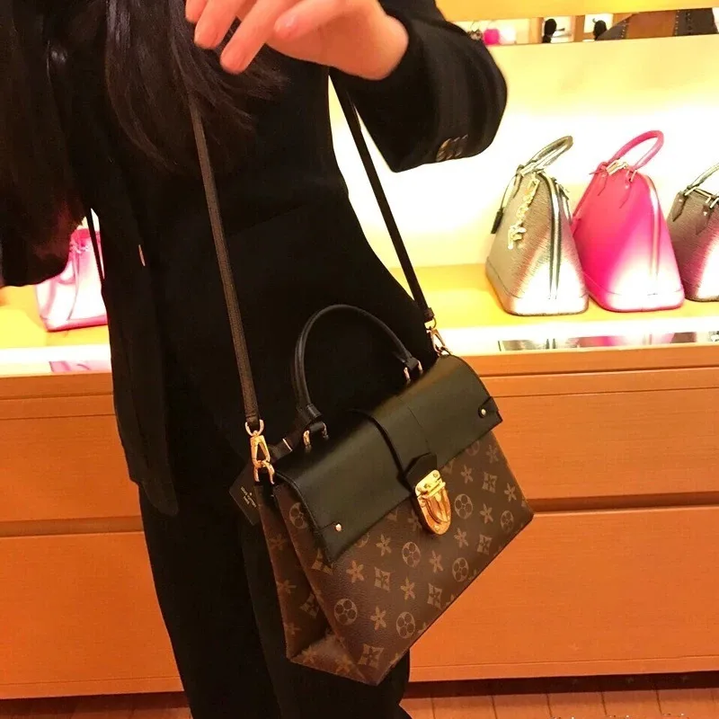 

Fashion leather printed shoulder bag European and American leather high-quality portable messenger bag