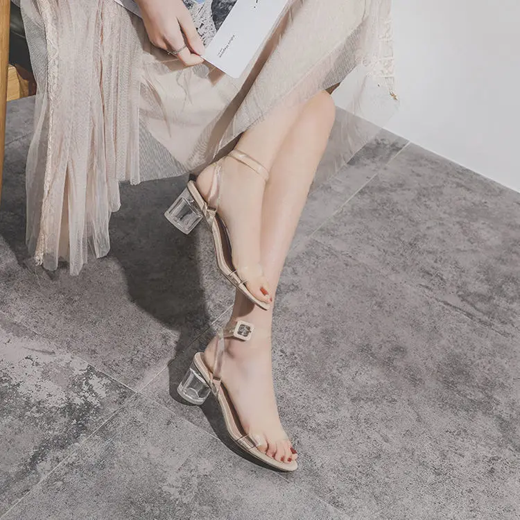 

Босоножки женские прозрачные из ПВХ, на толстом каблуке, с пряжкой