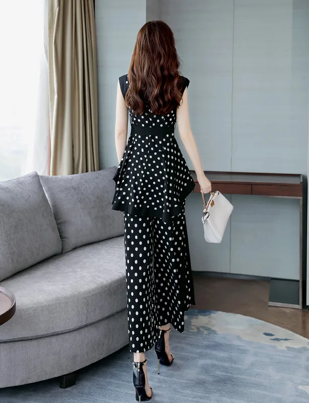 Женский офисный костюм в горошек элегантный комплект из двух предметов