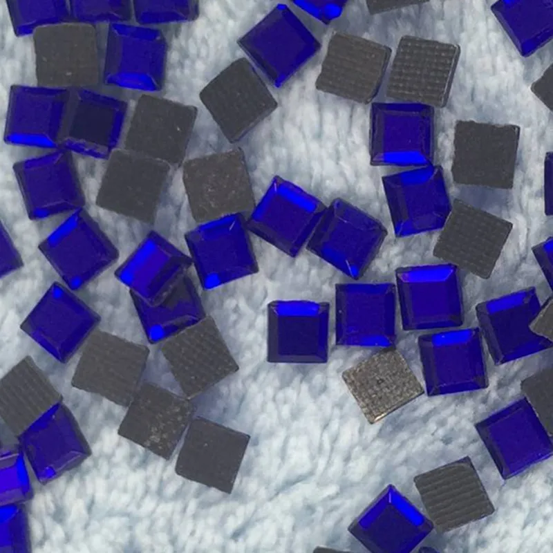 100 шт./лот 4*4 мм стразы горячей фиксации квадратной формы камни Королевский Синий