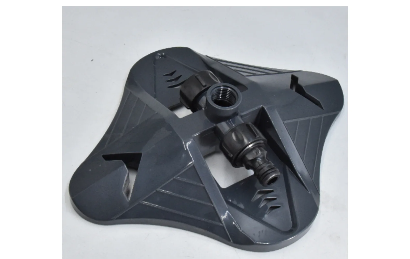 

Three-pronged Rotating Sprinkler for Lawn and Garden Head Automatic Water Sprinkler 360 Rotating Drip Irrigation 50 *