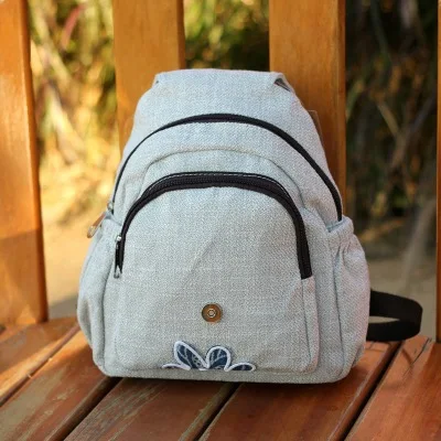 

Fashion National string appliques women shopping backpack!Nice beauty Prints lady Small zipper&Hasp backrack Hot Canvas backruck