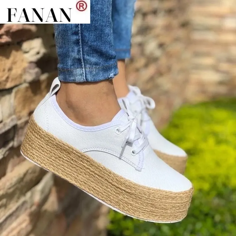 

New 2021 Spring Women Flats Shoes Platform Sneakers Slip on Flats Leather Suede Ladies Loafers Moccasins Casual Shoes Womens