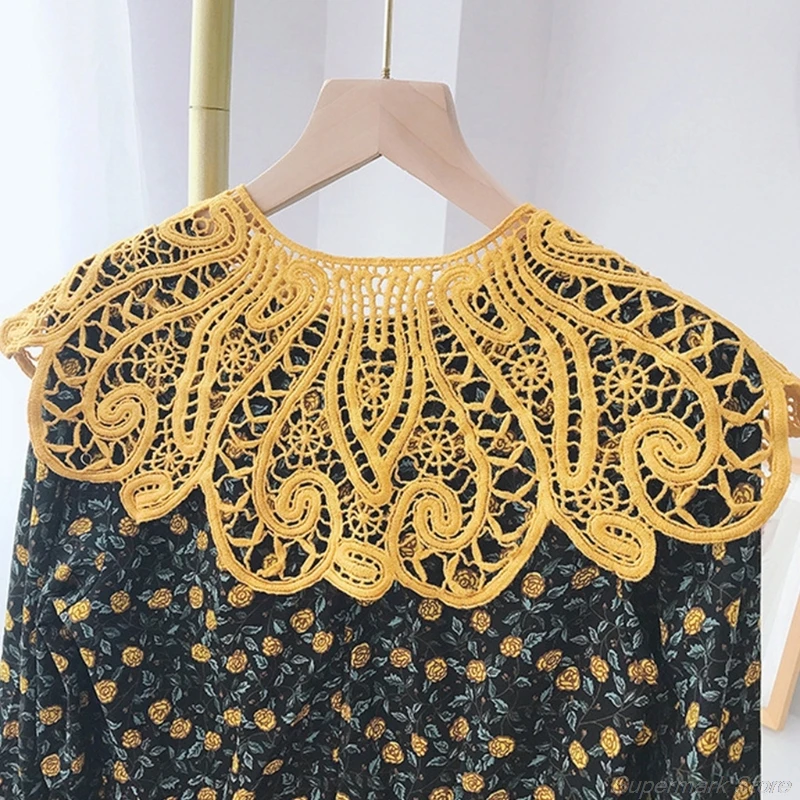 

Korean Women Sweet Floral Lace Fake Collar Shawl Shoulder Wrap Pearl Button Solid Color Decorative Necklace Mini Cape M19 21