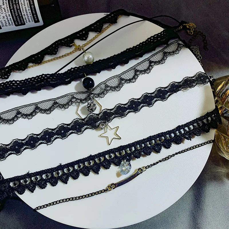 

Black Punk Gothic Lolita Chokers Necklaces Women Flower Lace Sexy Choker Lady Layered Collar Necklace Fashion Pendant Jewelry