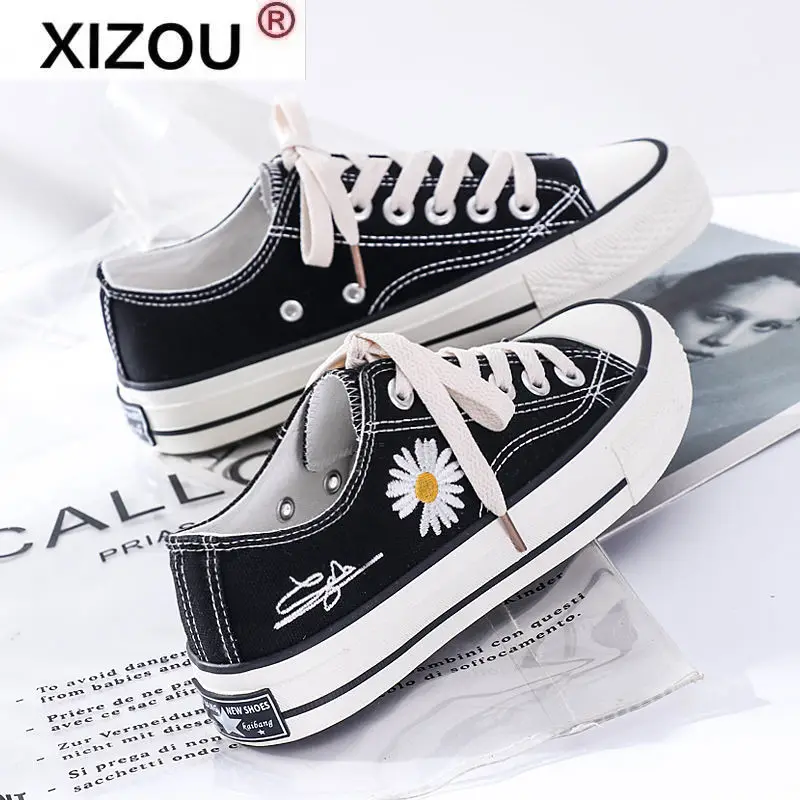 

XIZOU 2021 NEW Hook Loop High Quality Women Canvas Shoes Basic Mixed Color Low Top Women Casual Shoes Green Flats for Girls