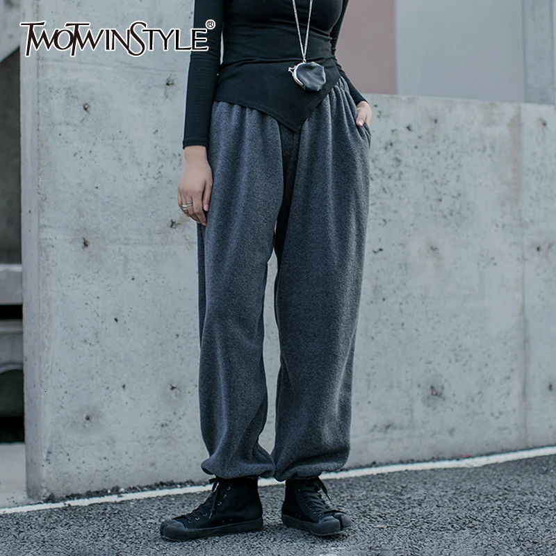 Женские повседневные брюки TWOTWINSTYLE зимние свободные из овечьей шерсти с высокой
