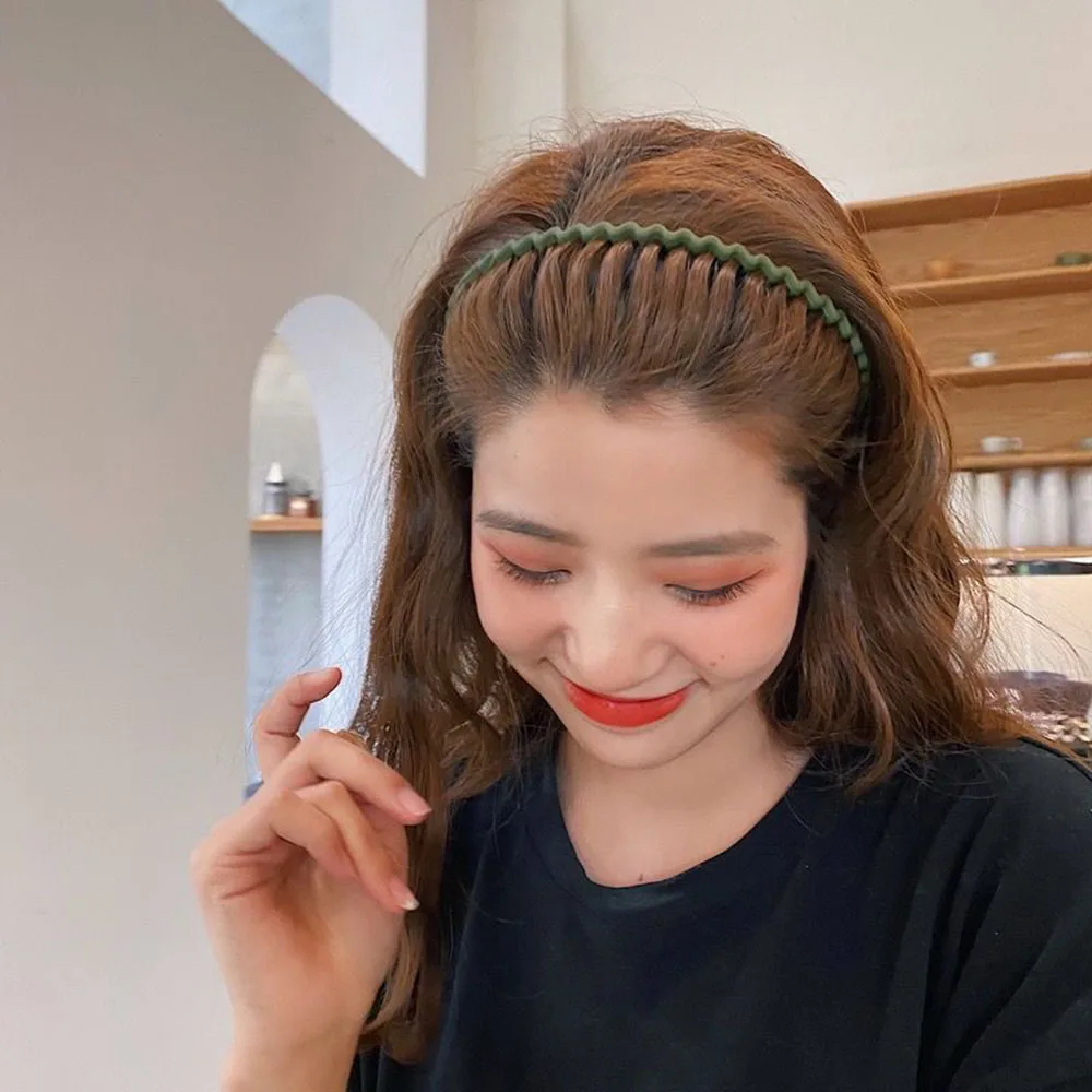 

1pcs Comb Hairgrips With Teeth Crown Non-slip Hair Accessories Hairbands Hair Bezel Women Solid Color Resin Simple Headdress