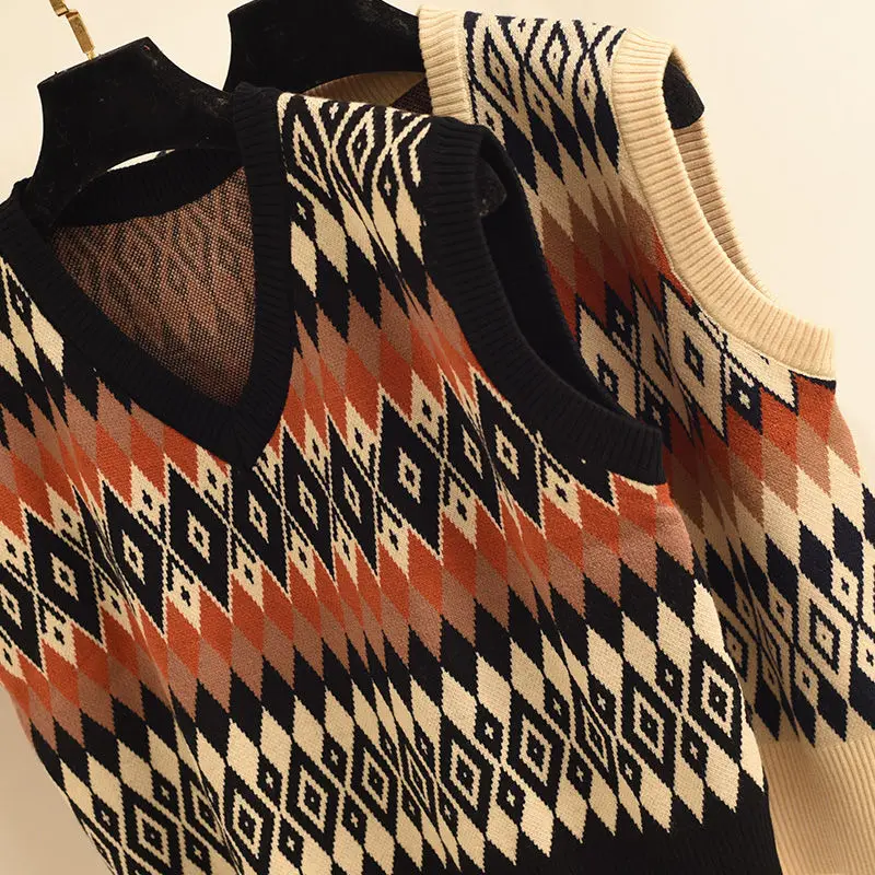 

Spring and autumn retro knitted sweater vest Korean women's loose-fitting casual fashion cotton