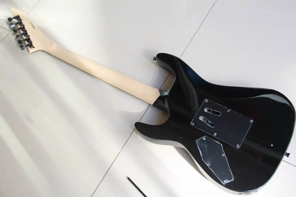 Оптовая продажа партиями по 6 строка Электрогитары Одна деталь вырез черепа на