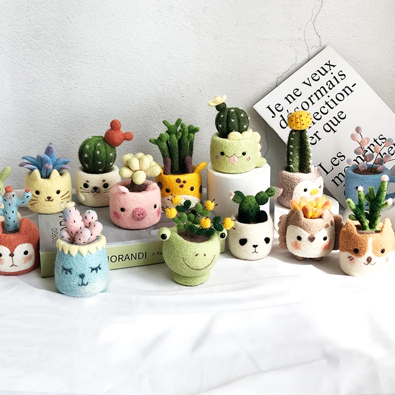 

Chirstamas Gift Succulent Animals Wool Felting ChriKit DIY Gift Hand Charm Couples Gift Handwork Material Bag