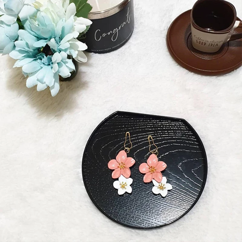 Модный акриловый белый черный серьги для женщин эффектная мода цветы 2019 новая