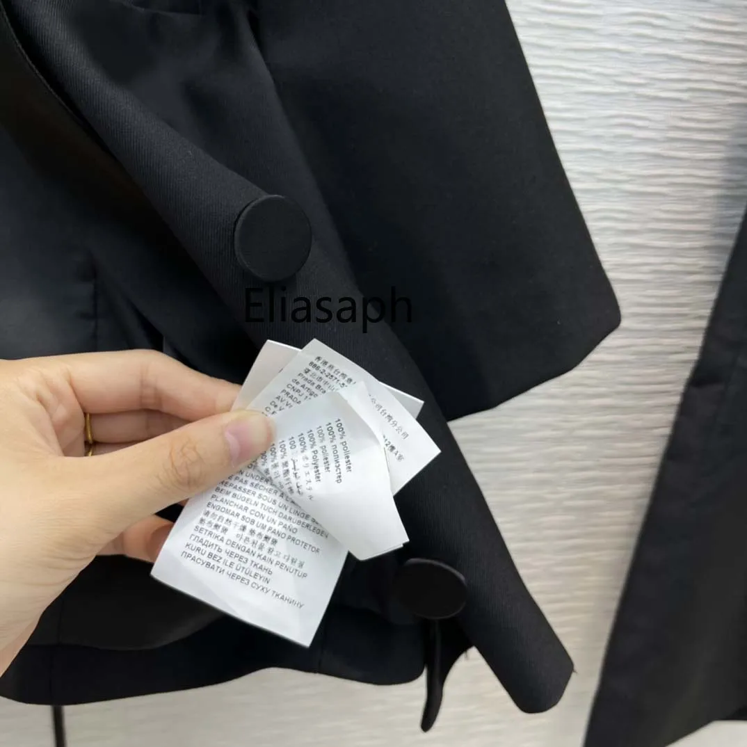 

High-end Brand Shorts Set for Women Summer 2020 Streetwear Style Short Sleeve Black Tops with High Waist Casual Short Pants Lady