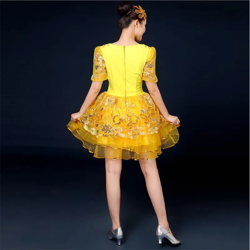 Современный женский костюм для танцев 2019 новый модный танцевальный национальный