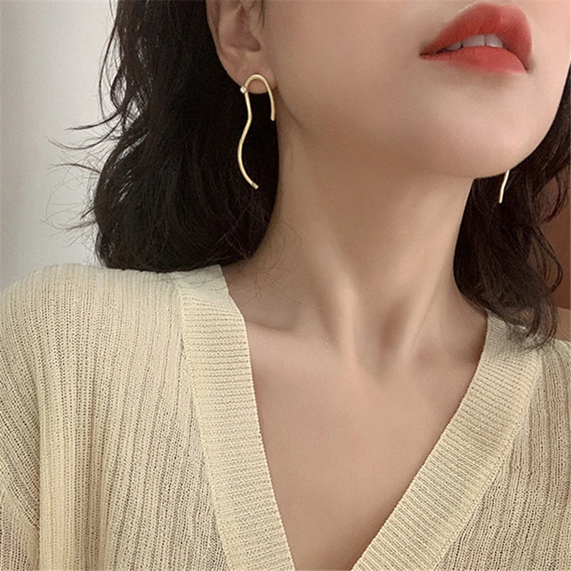 Серьги AOMU для женщин простые геометрические абстракции витая линия