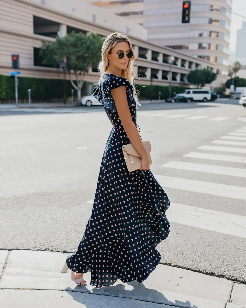 Повседневные богемные Макси платья в горошек для женщин модные летние пляжные с v