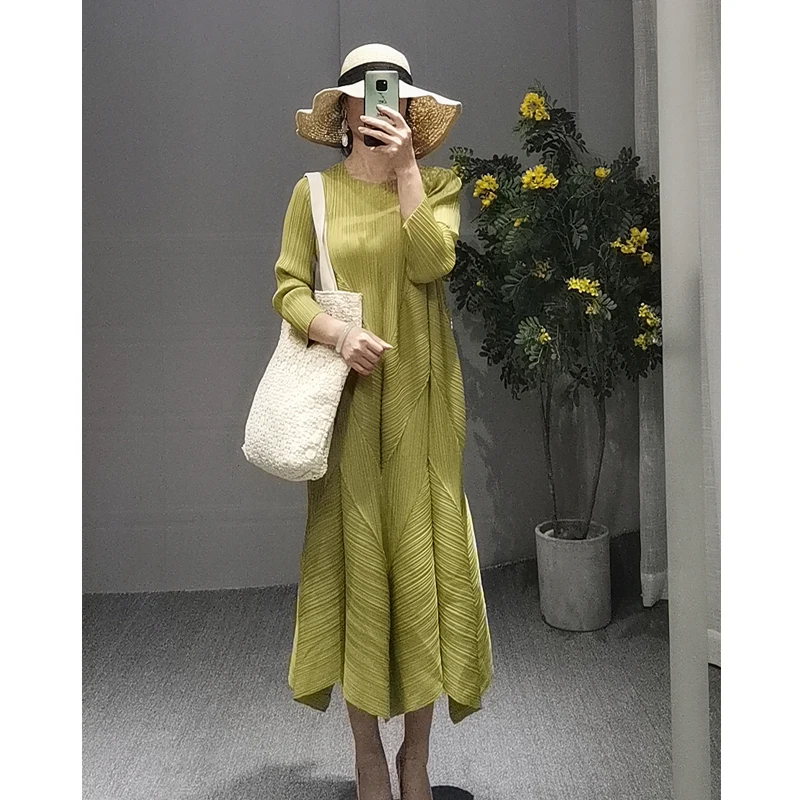 Женское плиссированное платье с большими цветами новое однотонное элегантное