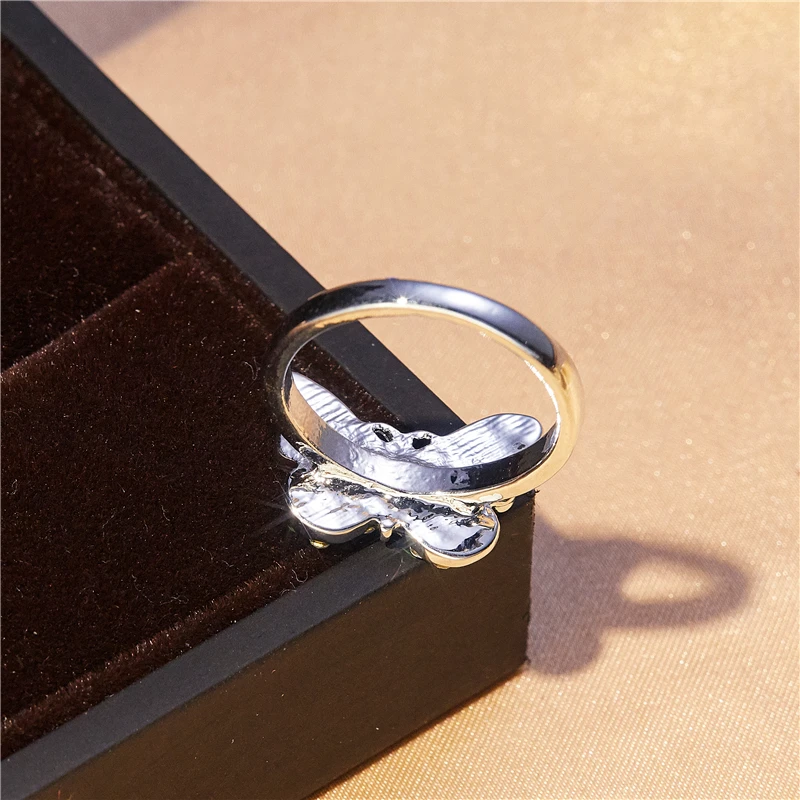 

Fashion Simple Creative Blue Butterfly Ring Female Elegant Temperament Romantic Valentine's Day Jewelry Gift Wholesale