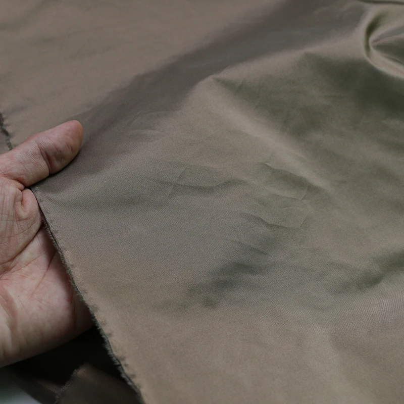 50 см * 140 Ткань для вечернего платья натуральный шелк тафта пряжа окрашенная хаки