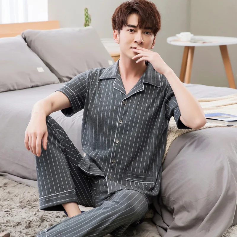 (Tops + pants) Men's cotton short-sleeved pajamas suit casual striped loose and comfortable thin trousers cardigan home service
