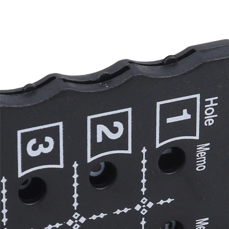 

18 Hole Golf Stroke Putt Score Card Counter Golf Score Indicator with Key Chain Environmental Golf Score Counter