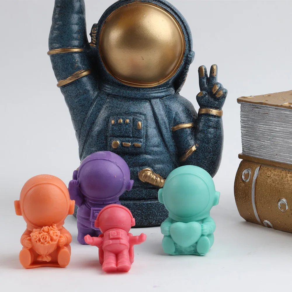 

3d Cute Astronaut Silicone Mold Candle Soap Cake Making Party Wedding Decor Diy Gifts For Friends Handmade Wax Plaster Clay Mold