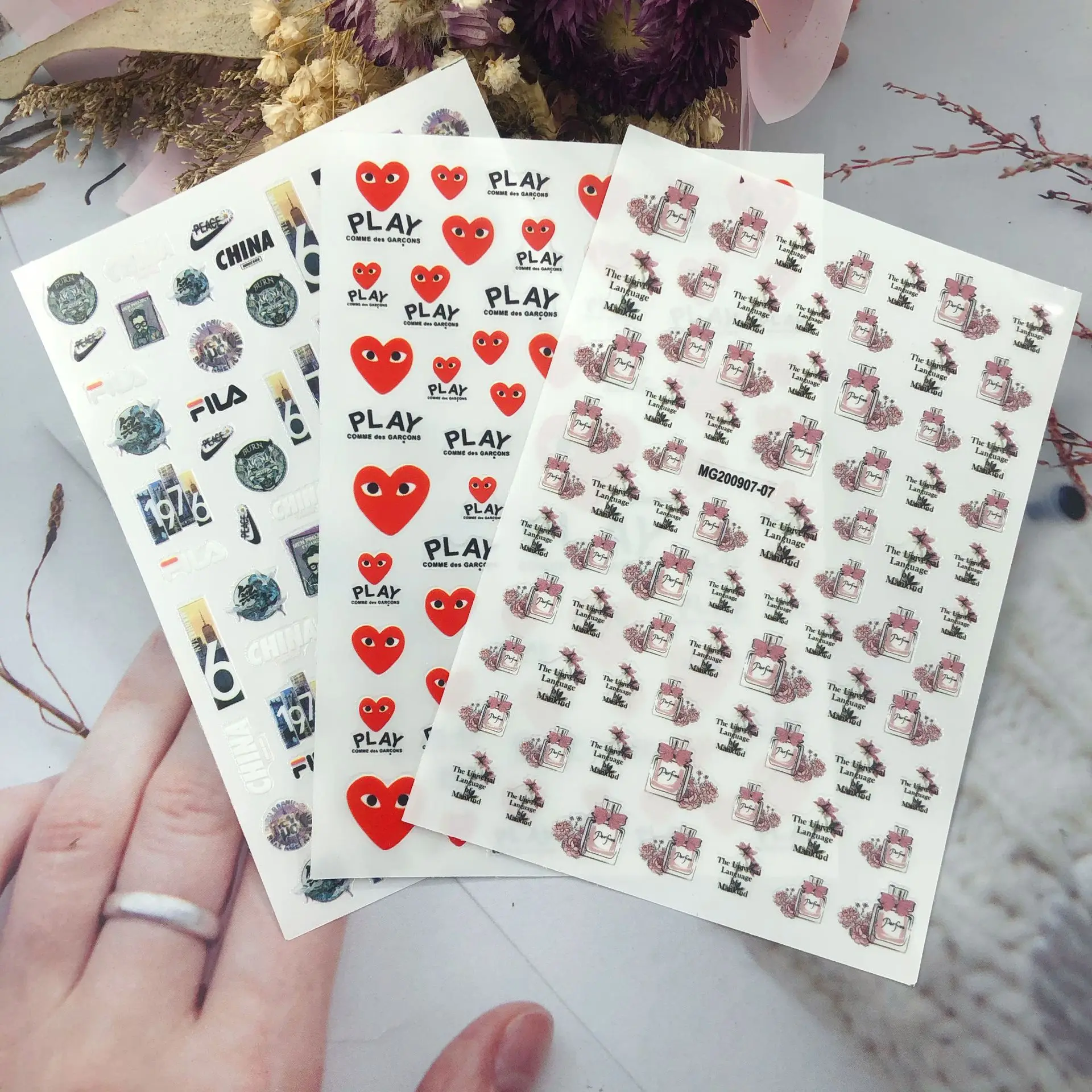 

Our factory direct sale mg series manicure stickers, Japan and South Korea 3D self adhesive cartoon manicure stickers, manicure
