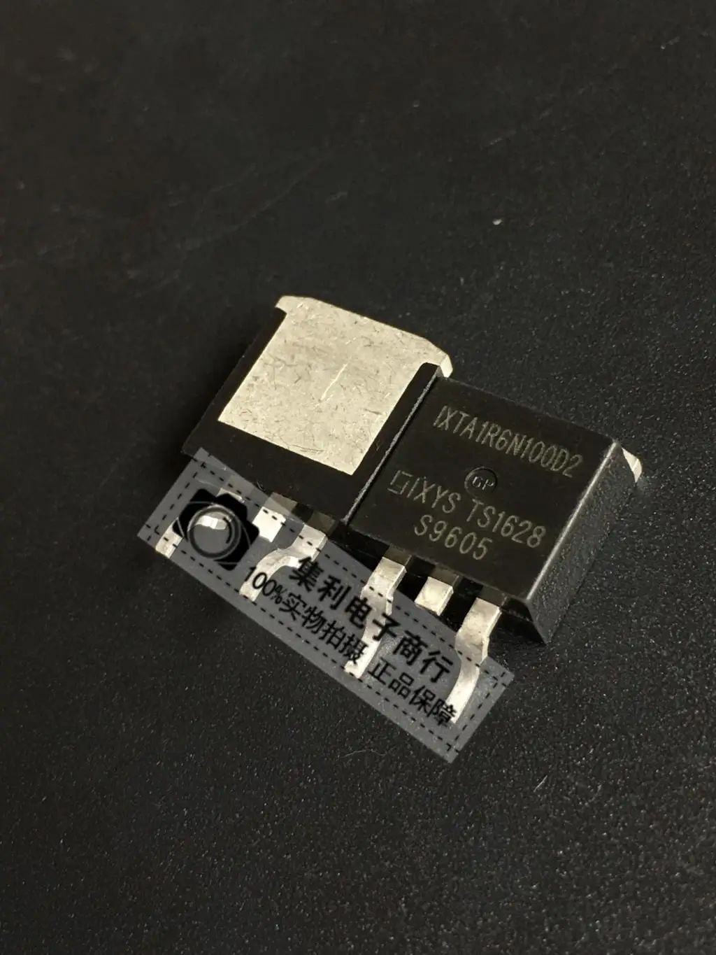 

10 шт./лот IXTA1R6N100D2 IXTA1R6N100D2 TO-263