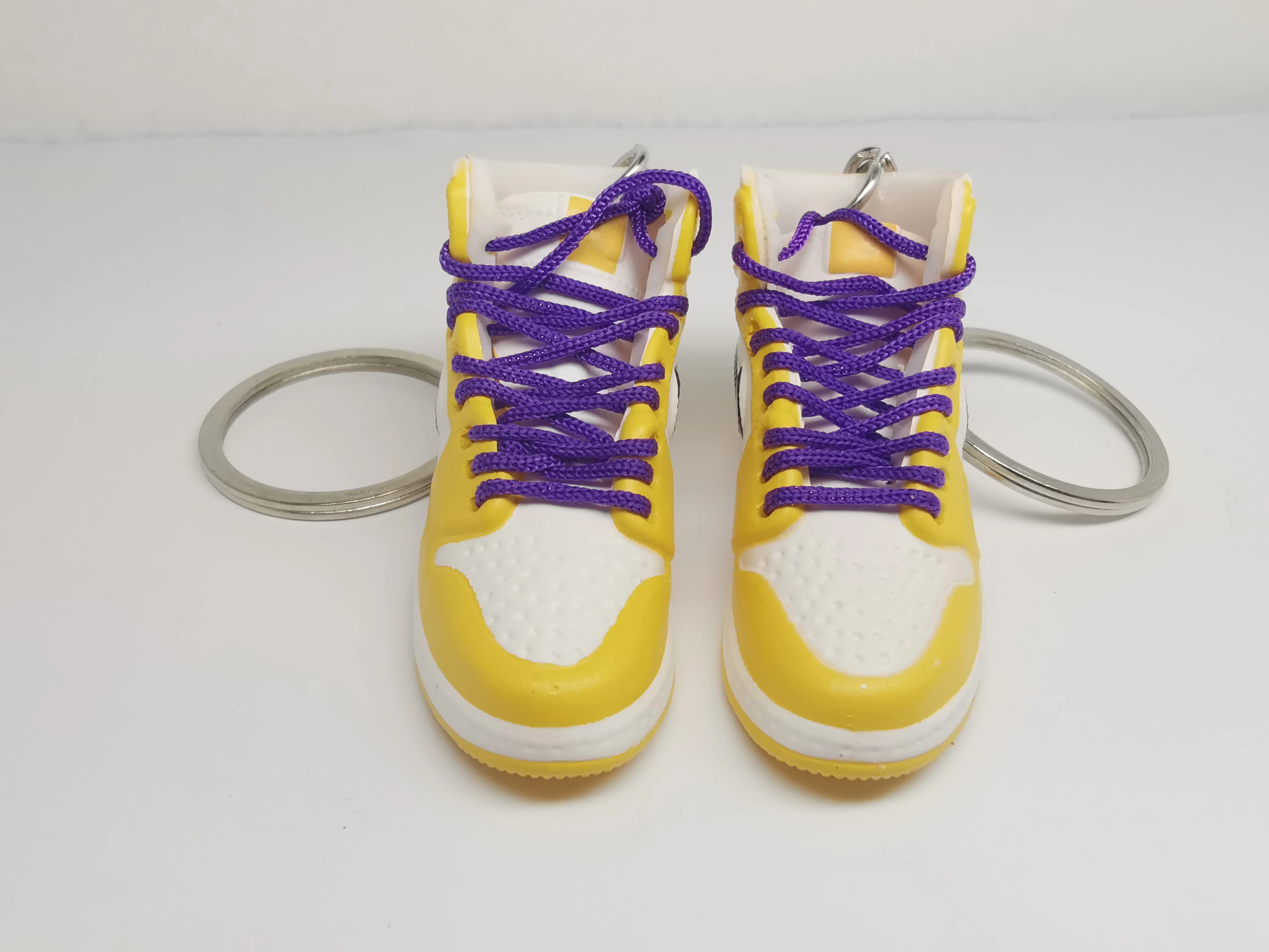 

One Pair of 3D sports shoes model sneakers or keychain pendant the best gift and toys for you