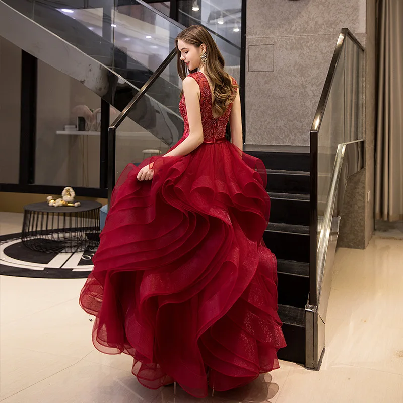Элегантное бальное платье бордового цвета вечерние платья с бисером и оборками