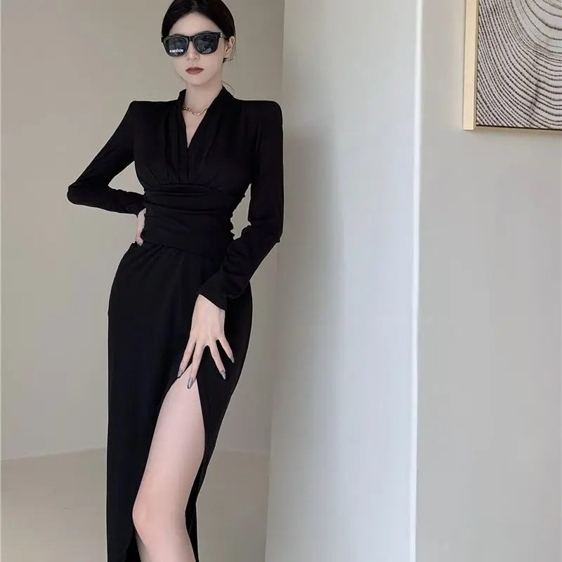 

2021 Women Spring Autumn Elegant V-Neck Long Sleeve Ruched Midi Dress Female Sexy High Slit Party Dress