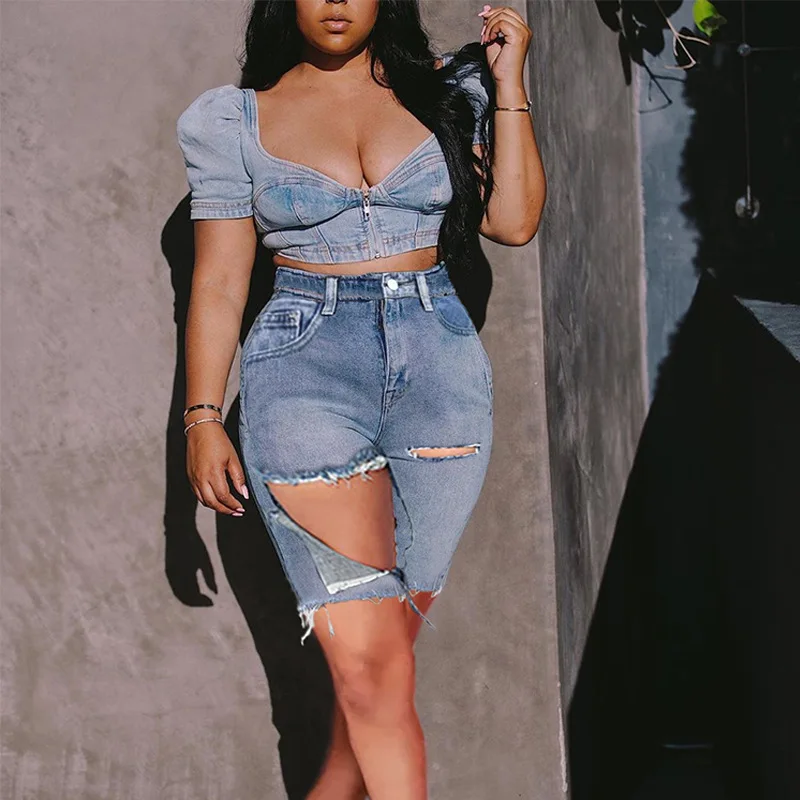 

WEPBEL Slim Ripped Beach Denim Shorts Summer Fashion Shorts Women's Casual Button Solid Color Denim Straight Shorts