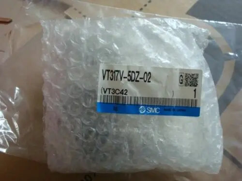 

1PC New SMC VT317V-5DZ-02 Solenoid Valve