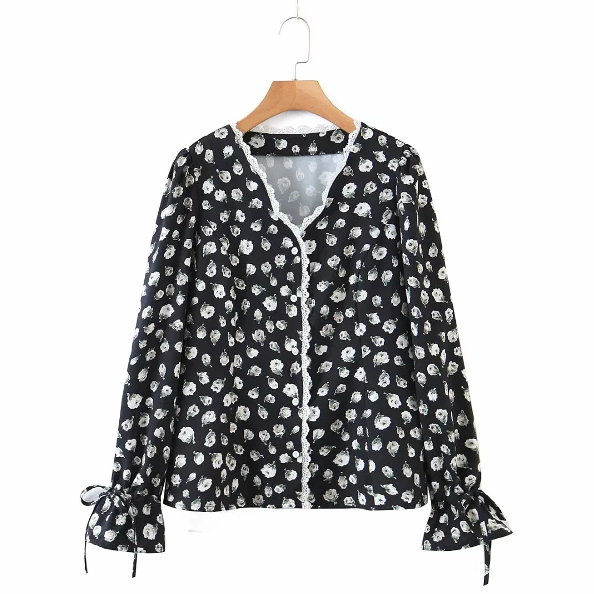 

Elegant V Neck Polyester Long Sleeve Regular Length Blouses DLSY351