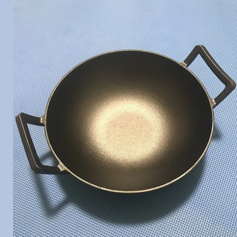 

31.5cm diameter Cast iron wok not stick pot