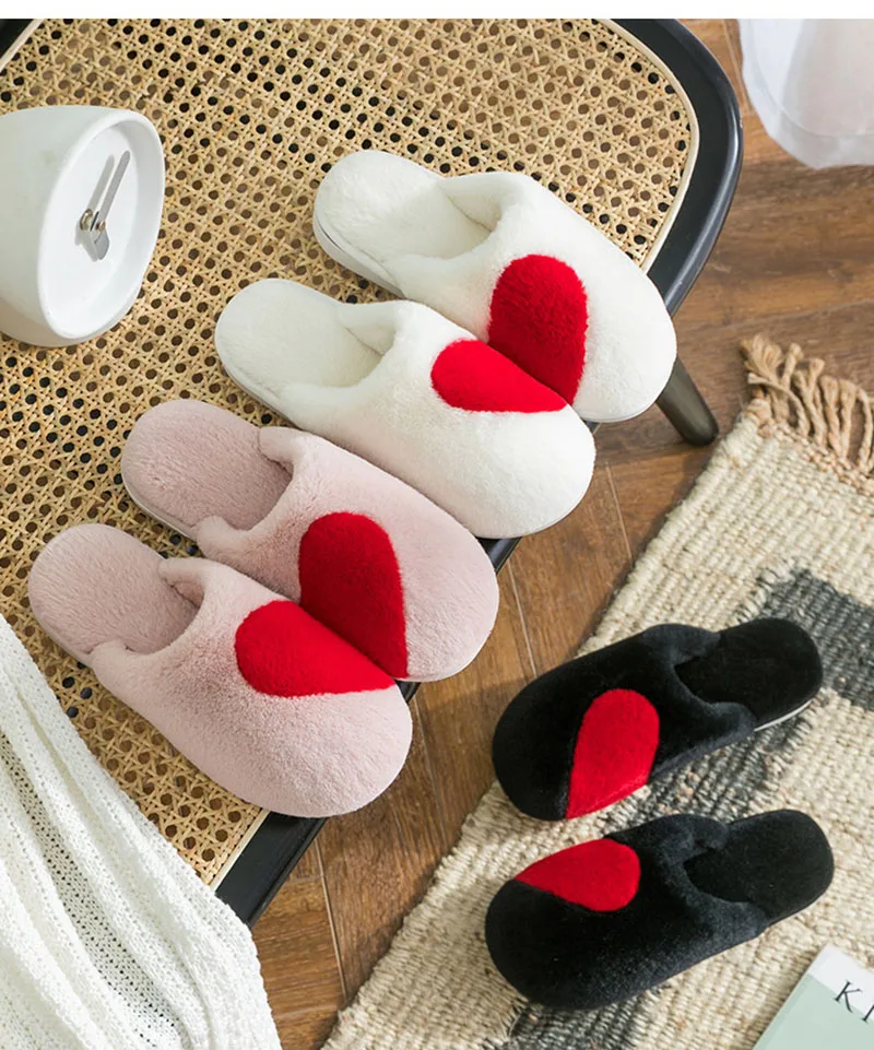 Women Indoor Slippers Warm Plush Home Slipper Couples Autumn Winter Love Heart Shoes Women House Flat Floor Soft Bedroom Shoes