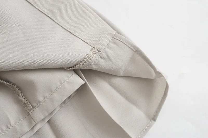 

Coats & Jackets