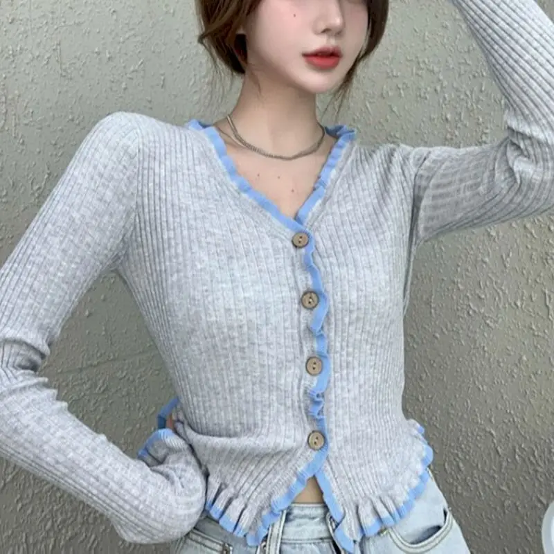 

Y2k V-neck Knitted Cardigan Tight Skinny Short Female Spring Autumn Long-sleeved Gray Wood Ear Stitch Chic Aesthetic Women Top