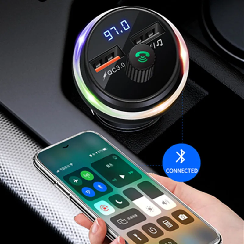 Автомобильное зарядное устройство с двумя USB-портами и поддержкой быстрой