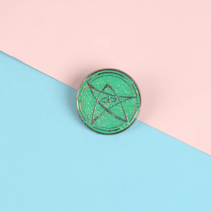 

Dear-you Fashion creative design Cthulhu myth surrounding five-star shape brooch badge Personalized brooch jewelry