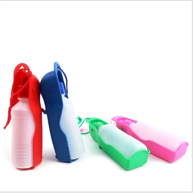 Портативная бутылка для воды собак маленьких и больших дорожная поилка щенков