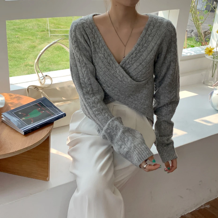 

Chic V-Neck White Sweater Women Winter Casual Loose Ladies Knitwear Tops Autumn Cropped Tops Jumpers Criss-cross Pullovers